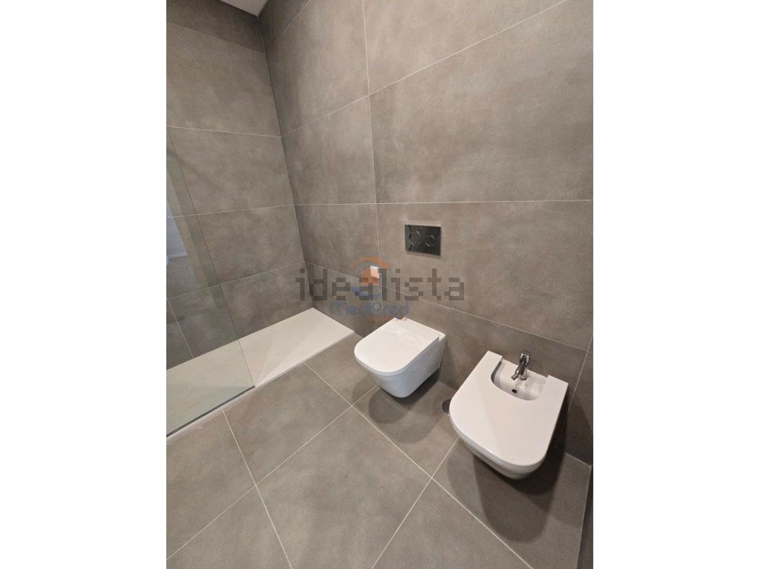 小楼房或独栋别墅出售在Pontinha e Famões - 卫生间