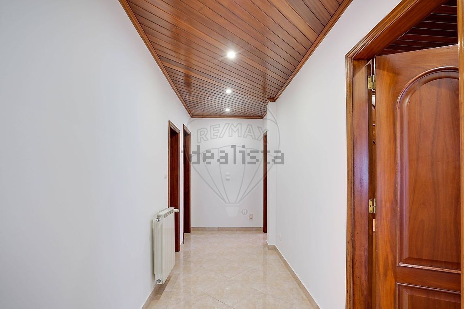 小楼房或独栋别墅出售在Rua Alberto Nobre Gusmão Martins Caro - 过道