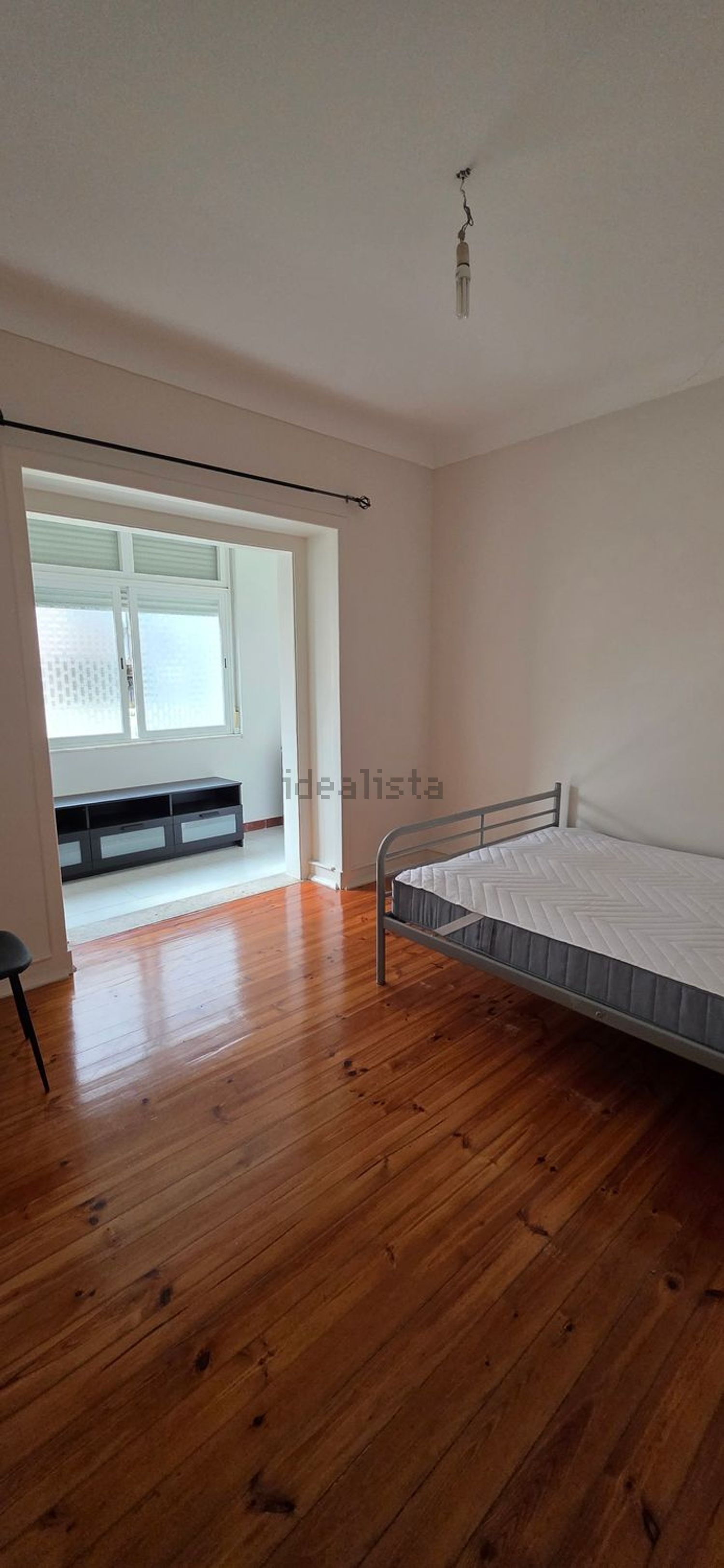 出租房间在Rua Almirante Gago Coutinho, 29 - 卧室