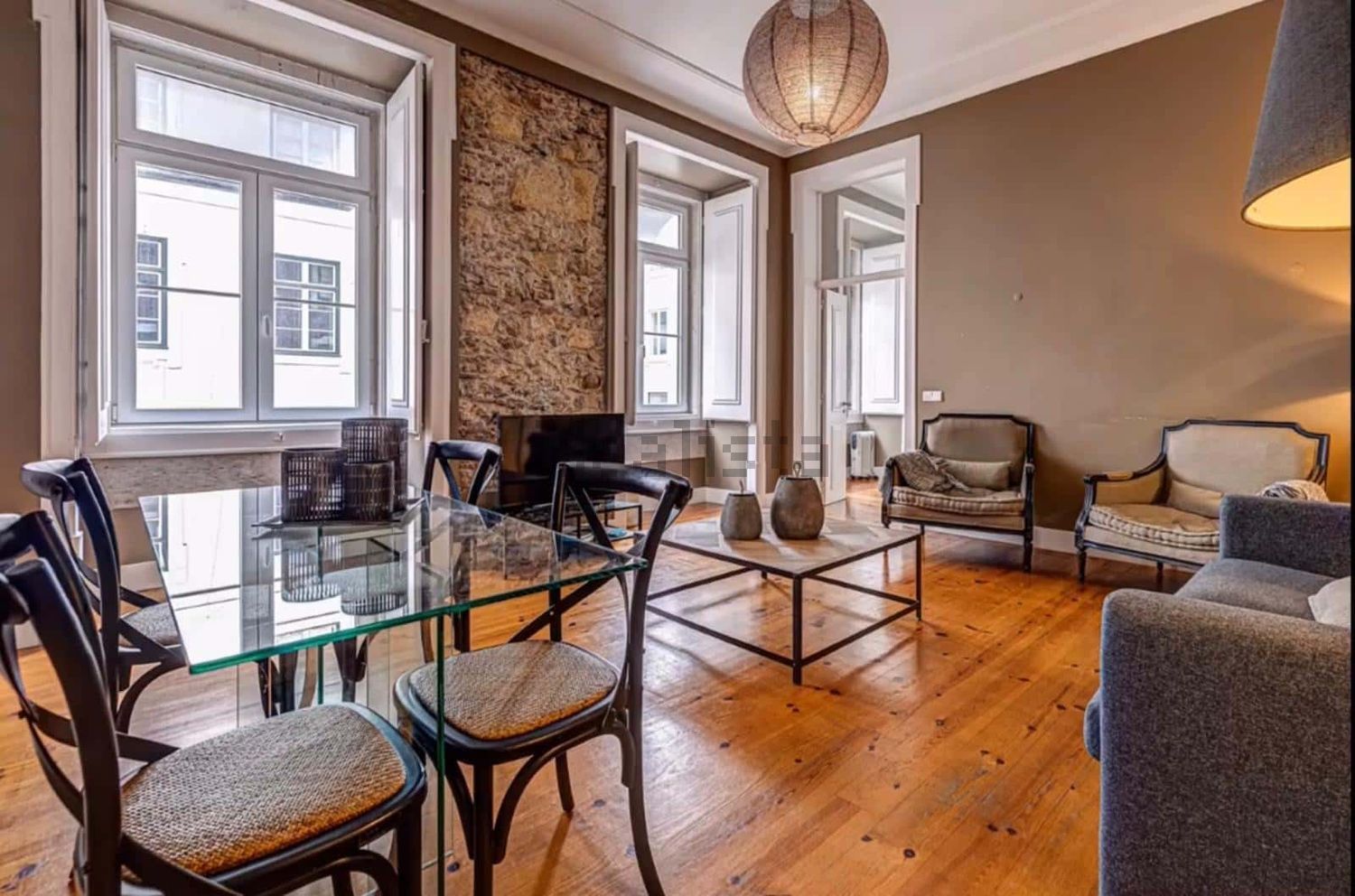 出租公寓 t1在Rua de São Paulo, 55 - 客厅