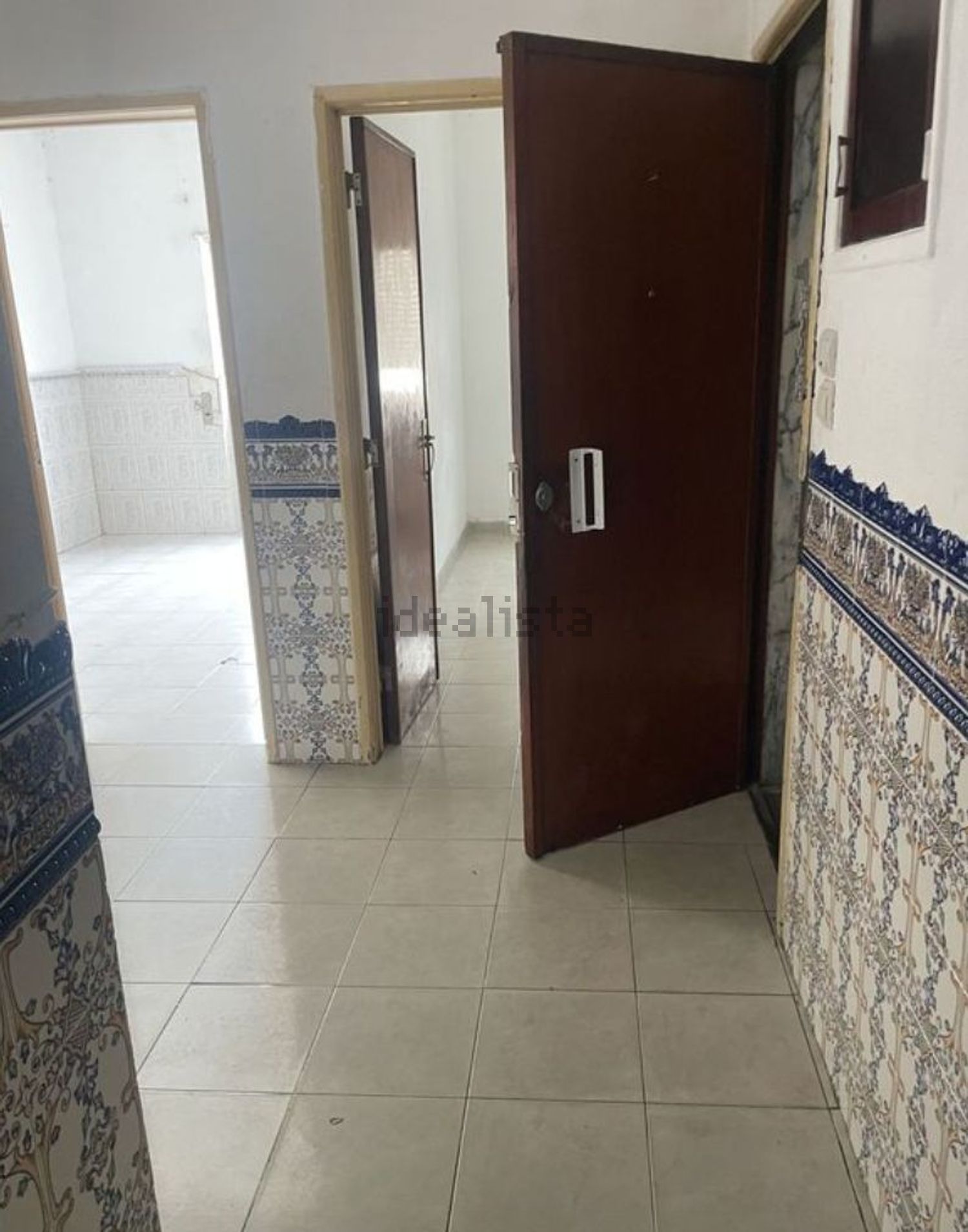 公寓 t2出售在Rua Vasco Santana - 过道