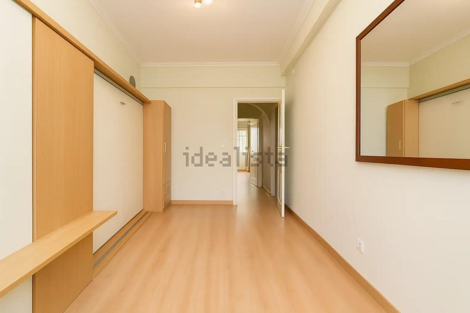 出租房间在Rua do Vale de Santo António, 146 - 过道