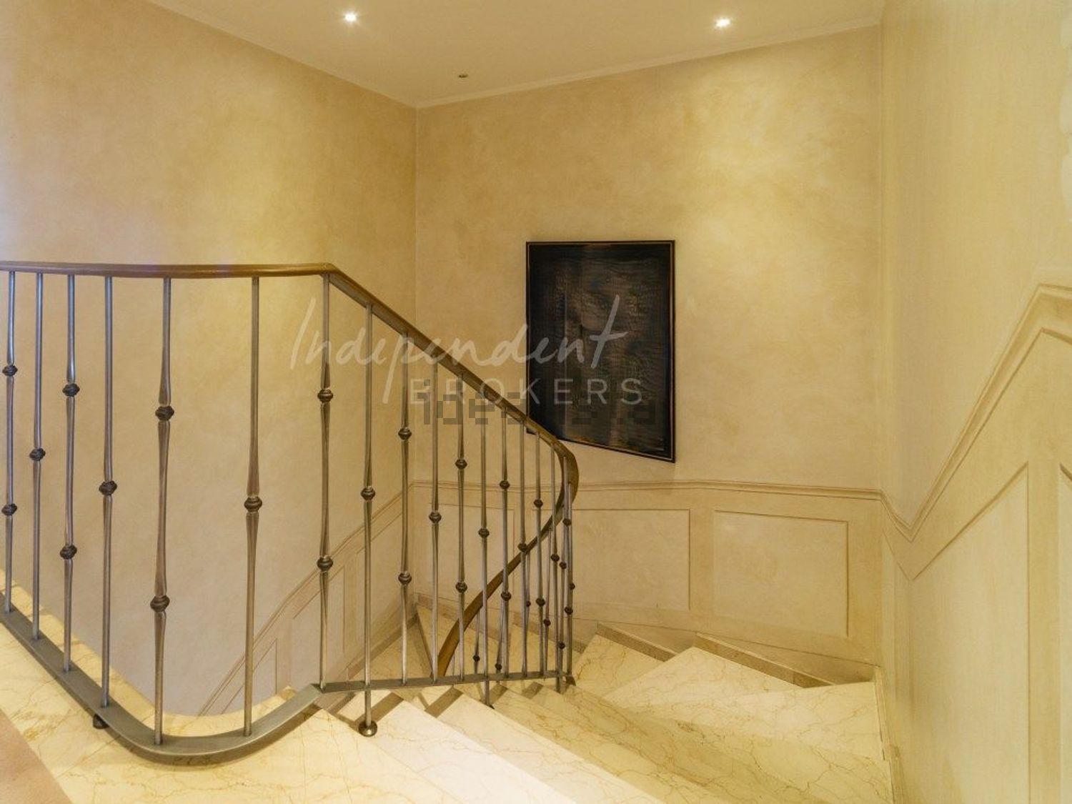 复式公寓出售在Rua Virgílio Correia, 1 D - 详情