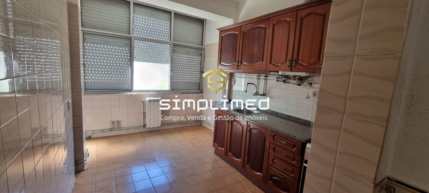 公寓 t2出售在Rua Doutor Egas Moniz