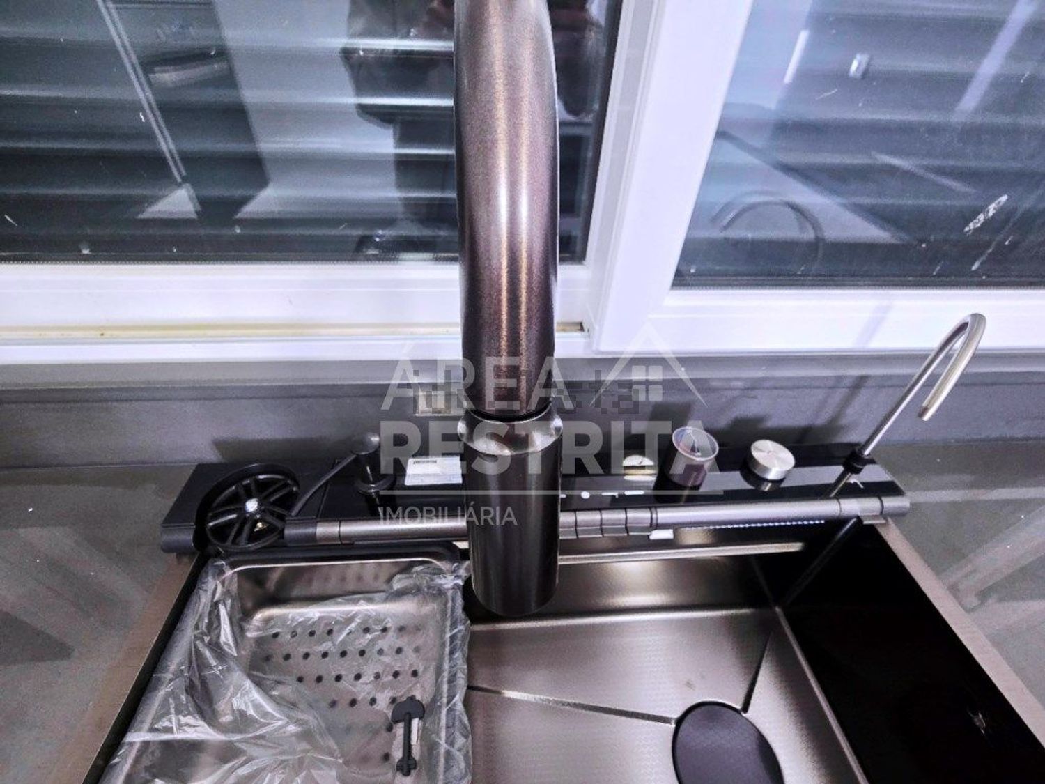 小楼房或独栋别墅出售在Rua Nova da Jardia - 厨房