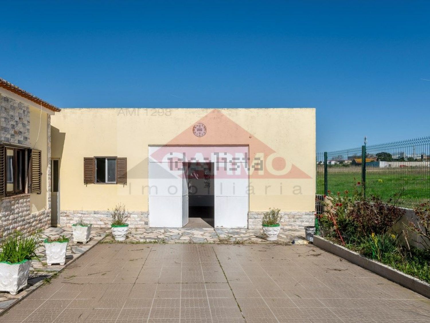 小楼房或独栋别墅出售在Atalaia e Alto Estanqueiro - Jardia - 外立面