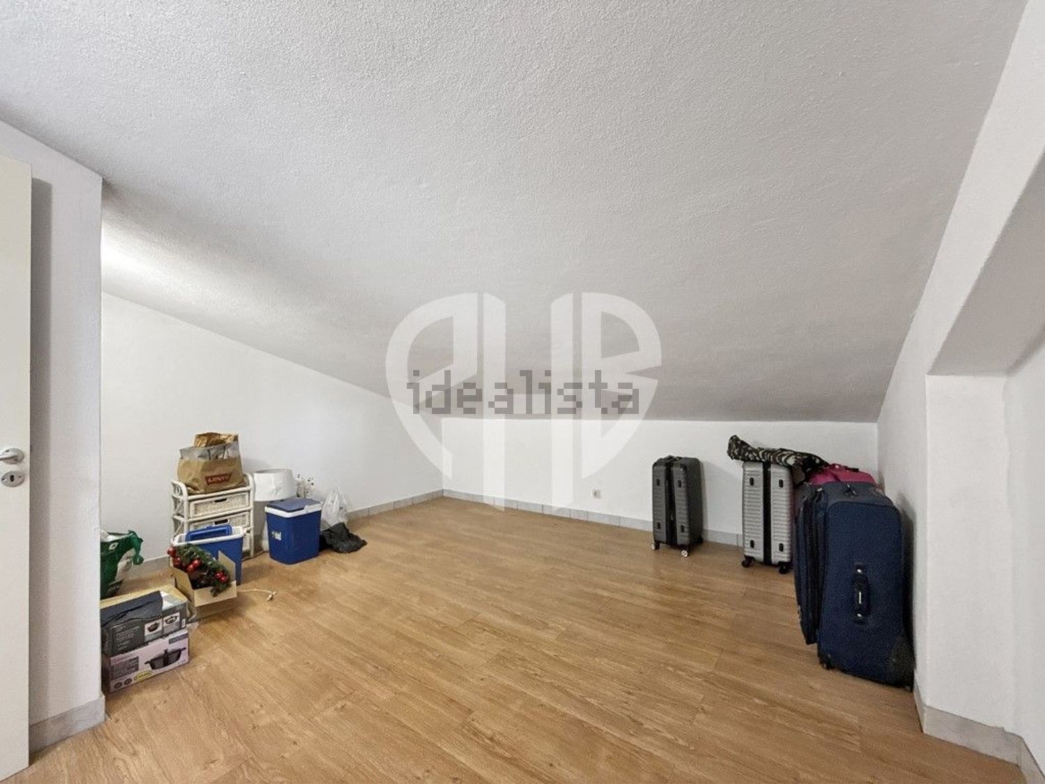 小楼房或独栋别墅出售Cm1029 - 共同区域