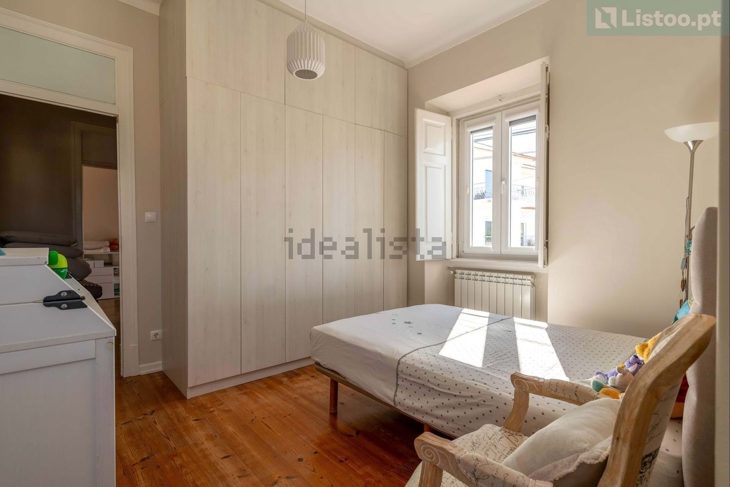 小楼房或别墅出售在Rua Dom António Correia de Sá - 卧室