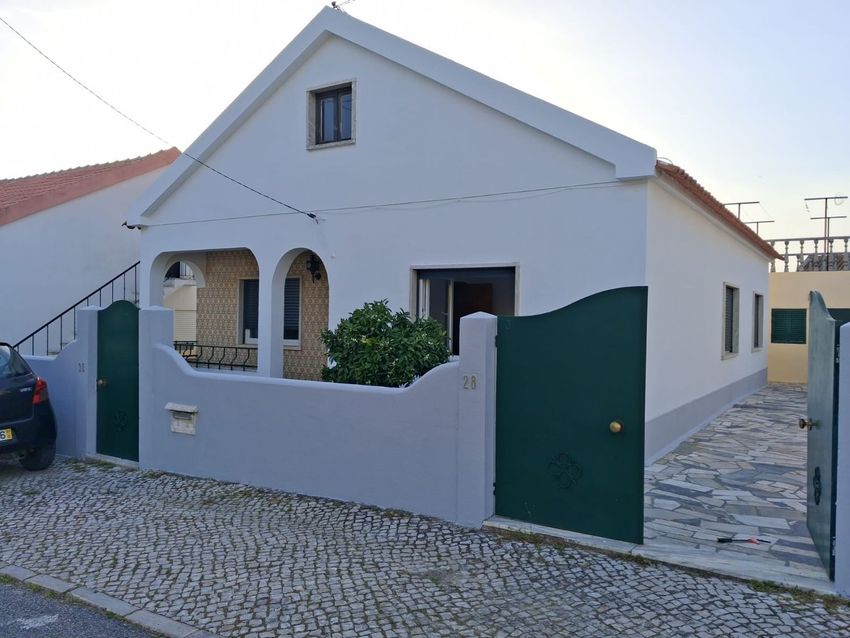 出租小楼房或独栋别墅在Rua Alexandre Cardoso, 28