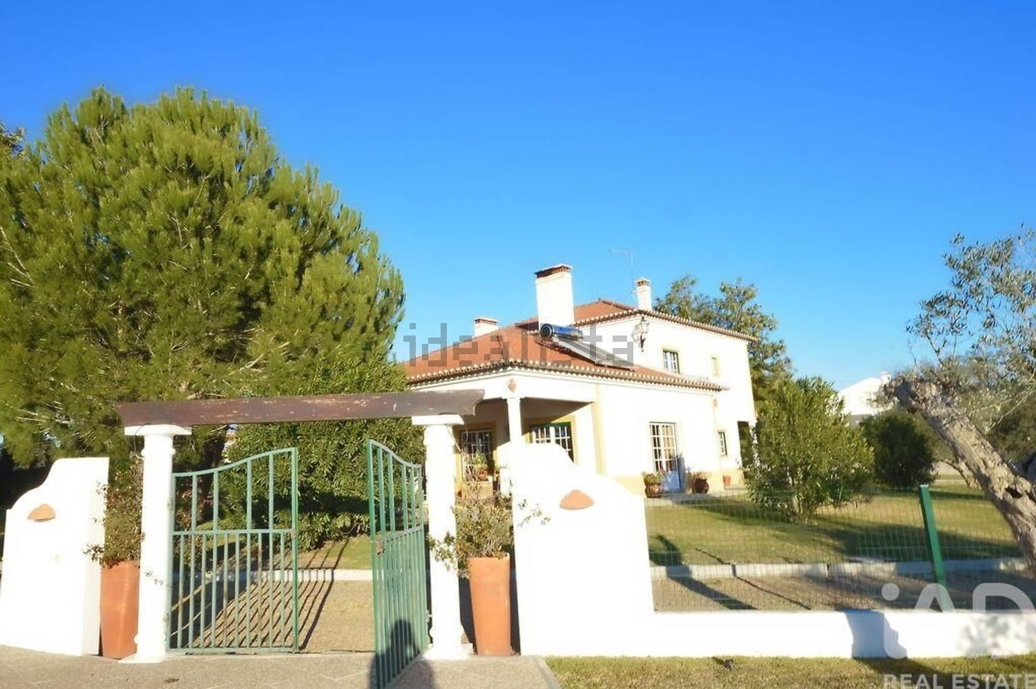 小楼房或独栋别墅出售在Alcácer do Sal e Santa Susana - 外立面