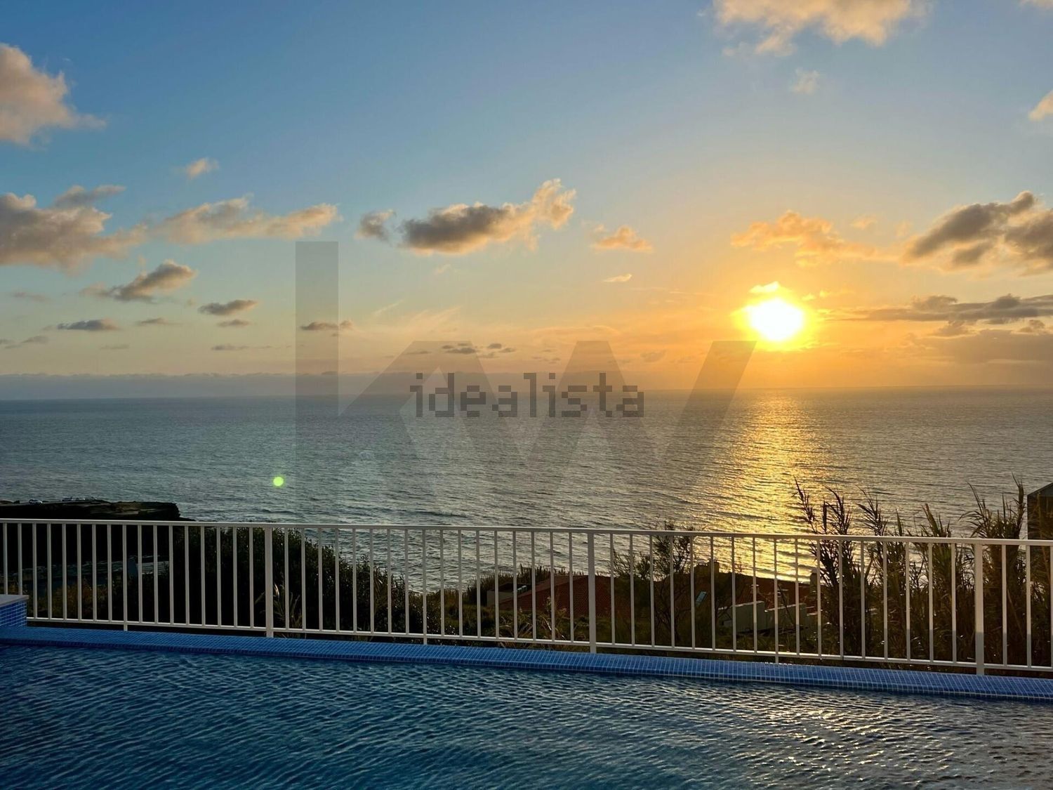 小楼房或独栋别墅出售在Rua das Salemas s/n - 视线