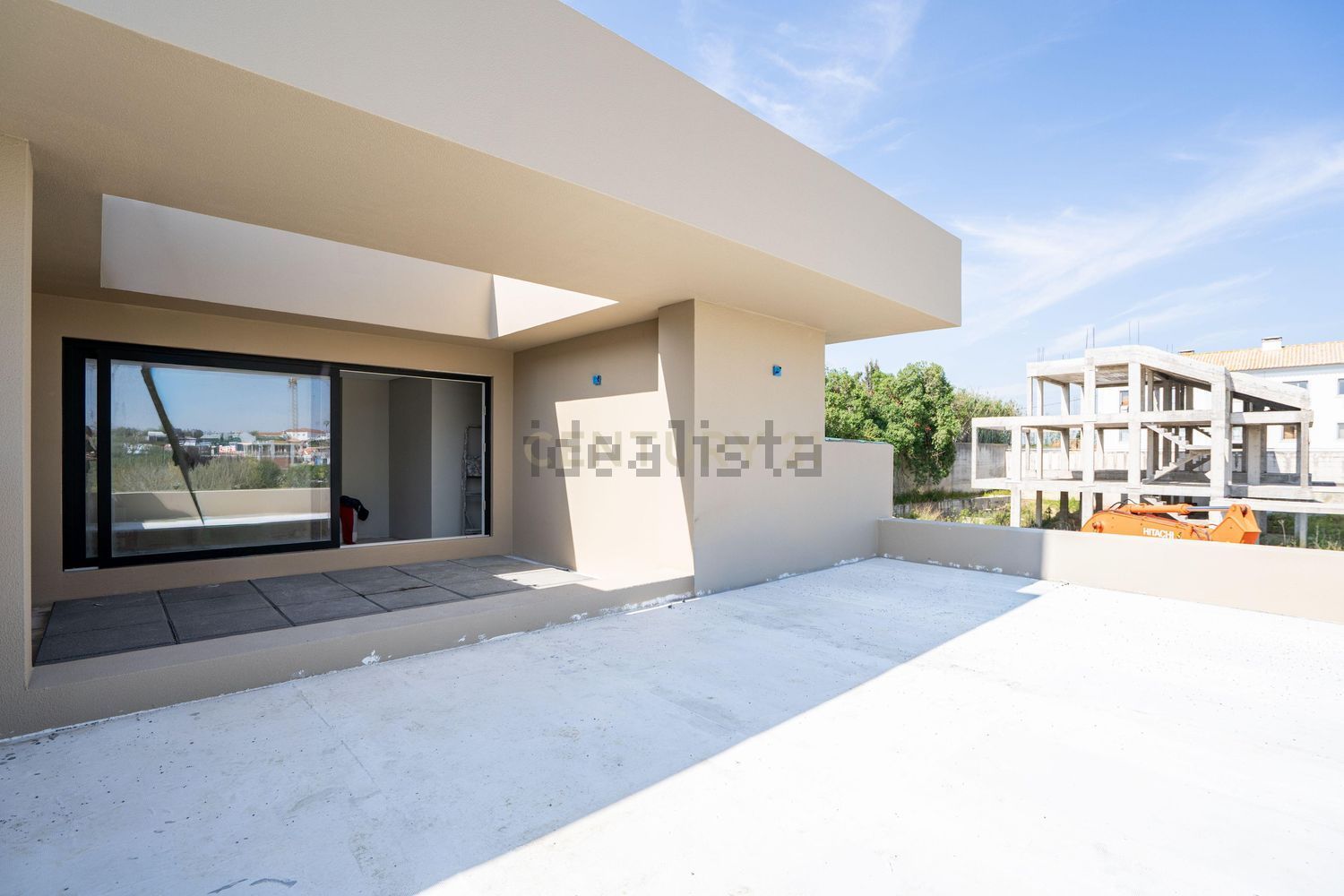 小楼房或独栋别墅出售在Rua Capitão Salgueiro Maia - 外立面