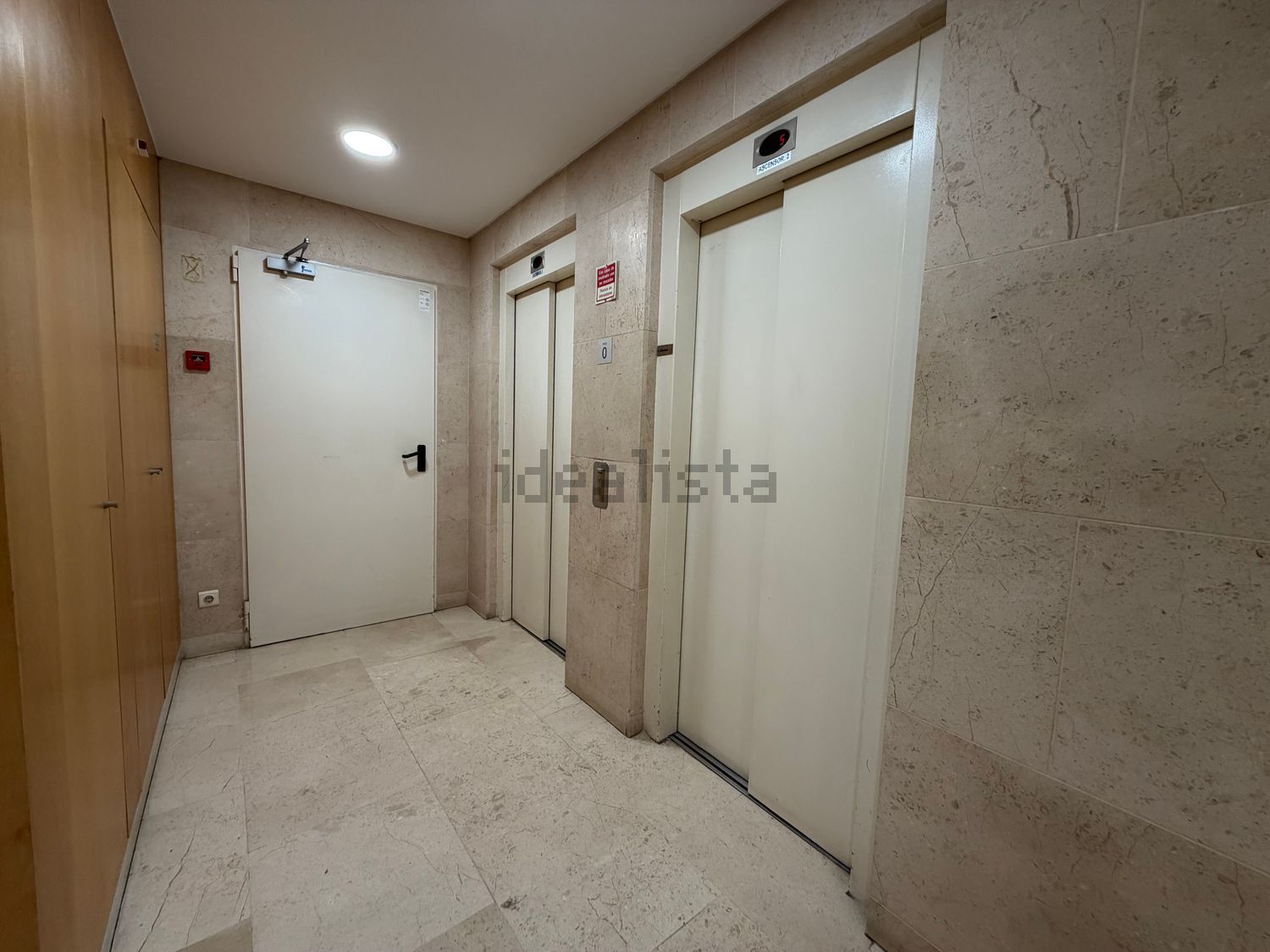 公寓 t4出售在Rua das Caravelas - 电梯