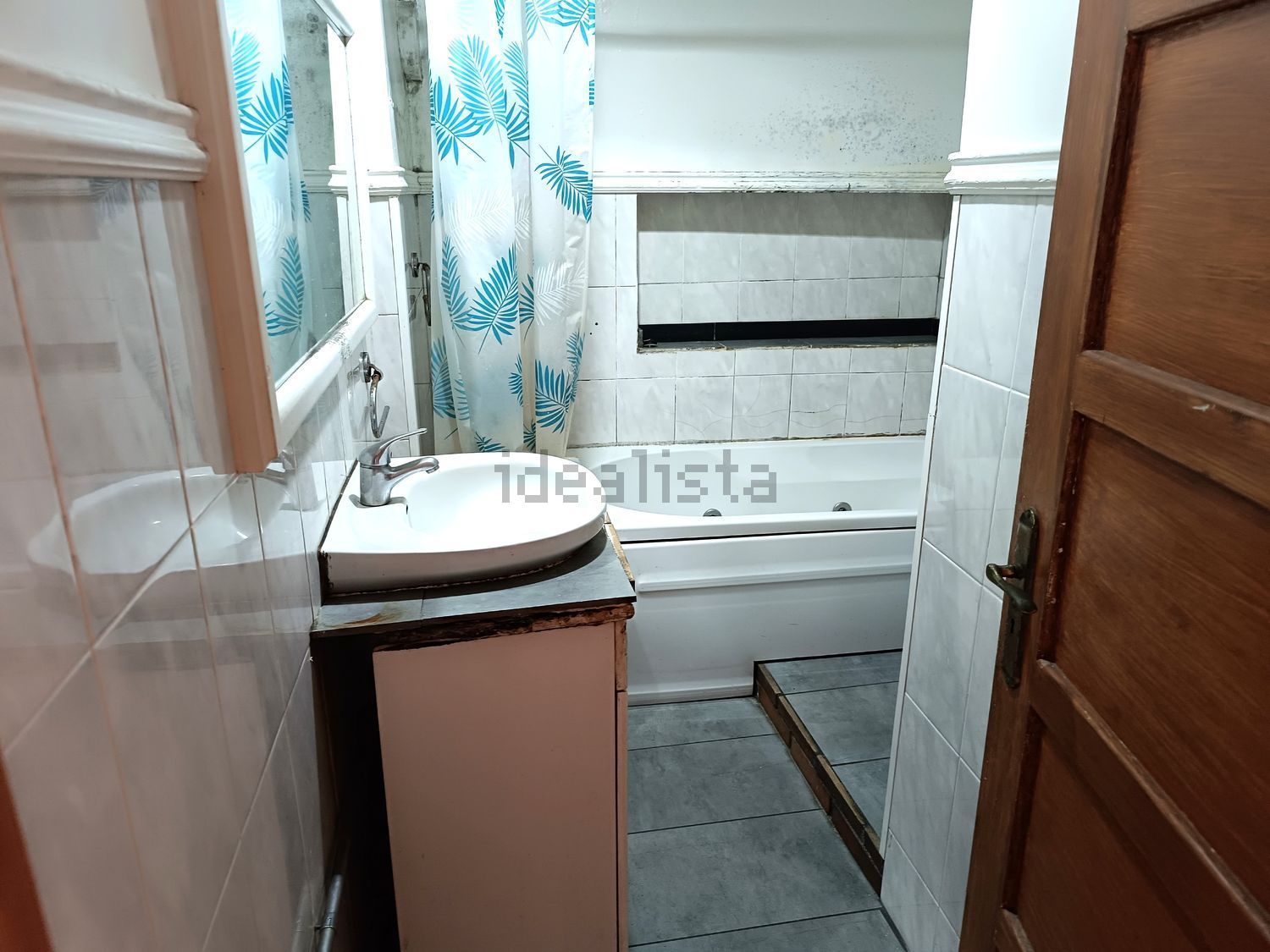 公寓 t2出售在Rua 1º de Maio, 40 - 卫生间