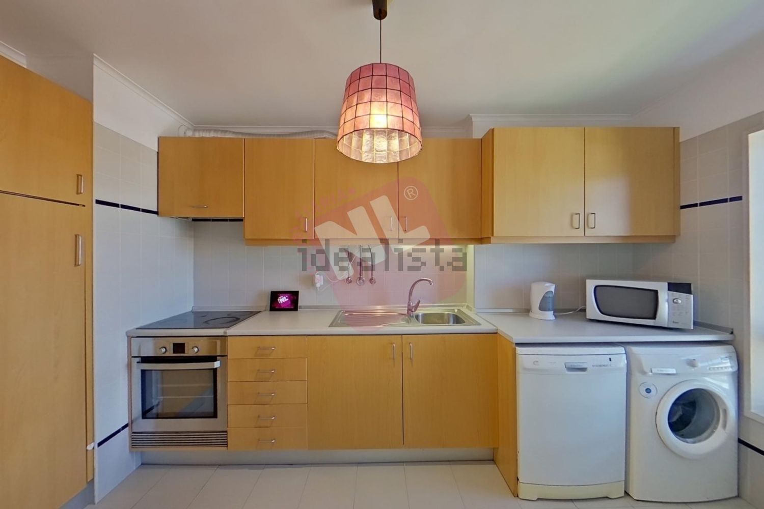 出租公寓 t2在Rua Fernando Gusmão, 17 - 厨房