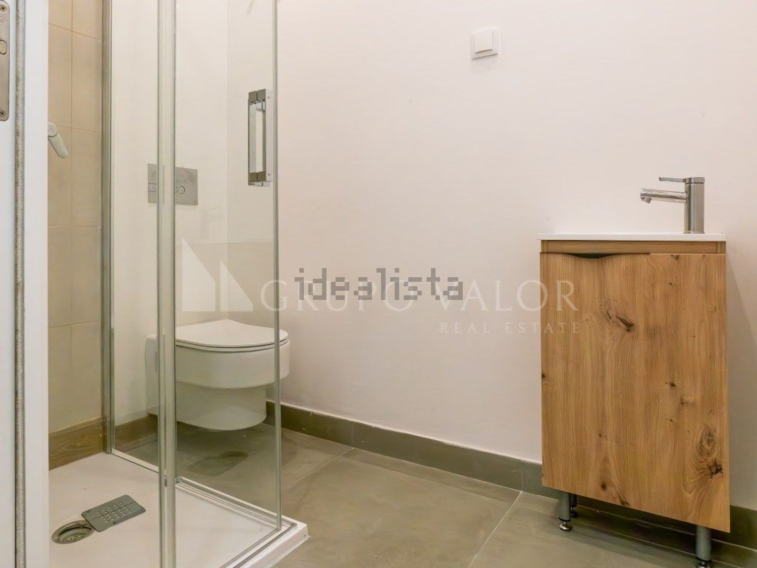 出租公寓 t2在Rua Marquês Viana, 29 - 卫生间