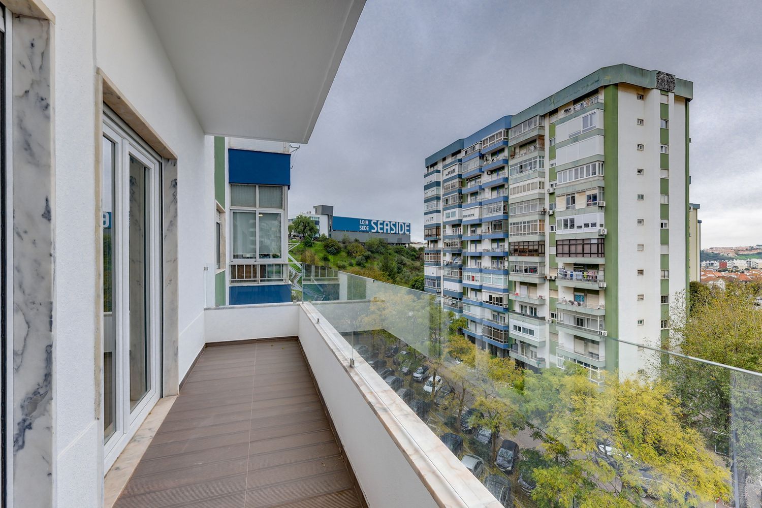 出租公寓 t4在Rua João das Regras, 35 - 露台