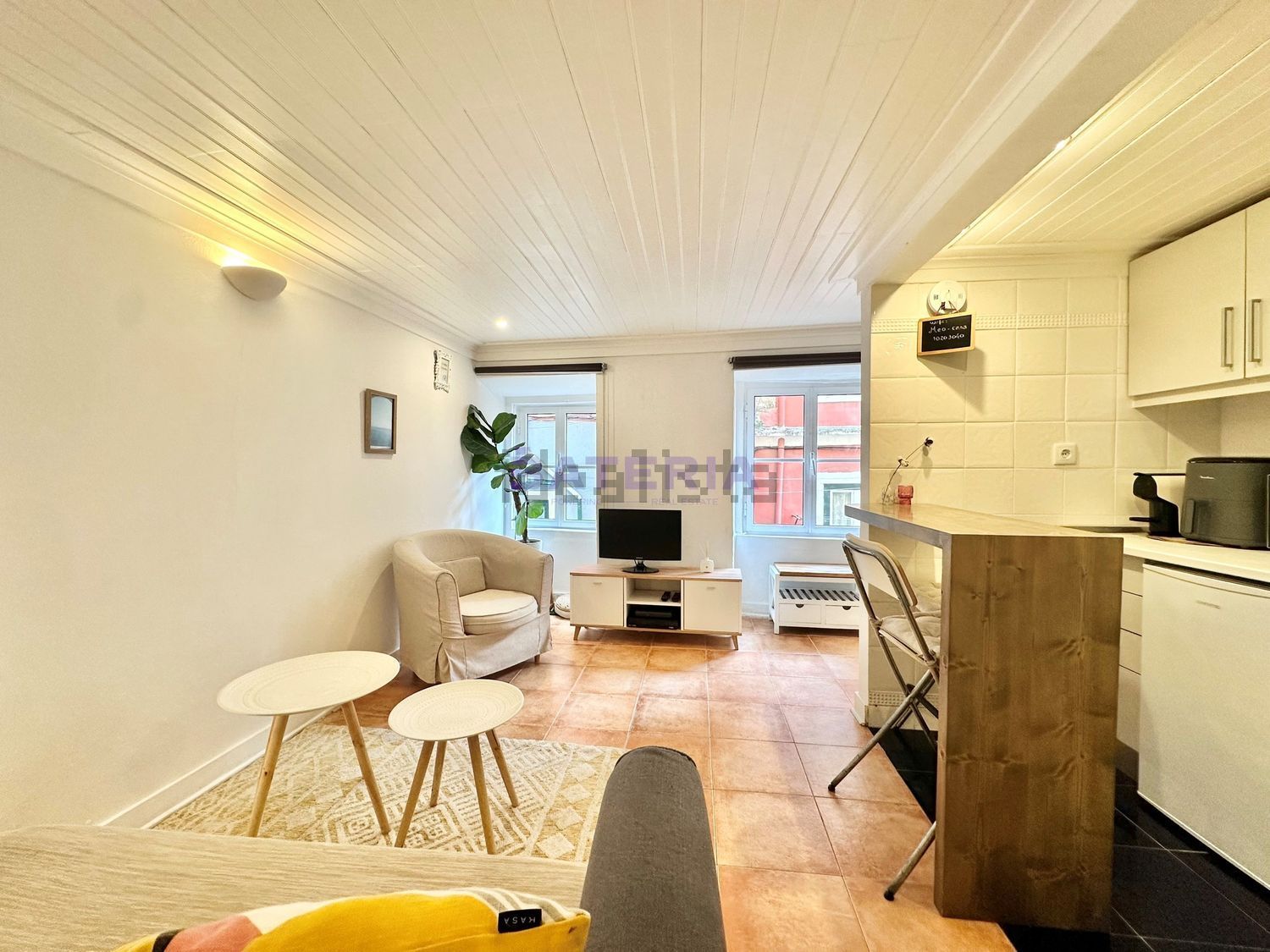 公寓 t1出售在Santa Catarina - 客厅