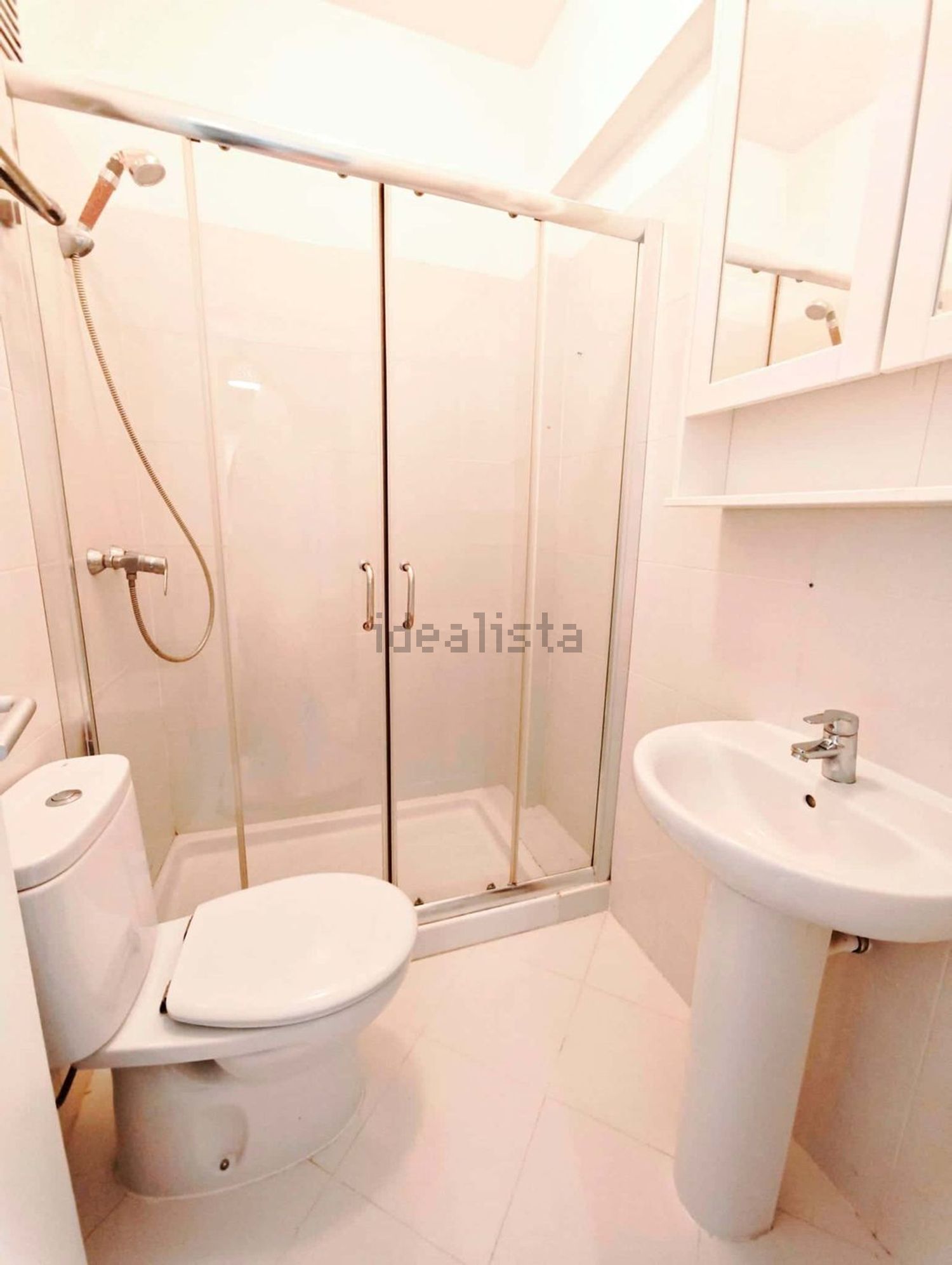 出租房间在Rua Engenheiro Rodrigues de Carvalho s/n - 卫生间