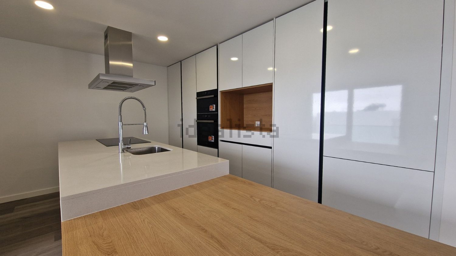 小楼房或独栋别墅出售在Rua Infante Dom Henrique, 79 - 厨房