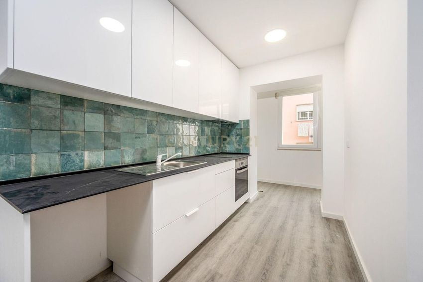 出租公寓 t4在Rua Óscar Monteiro Torres, 10