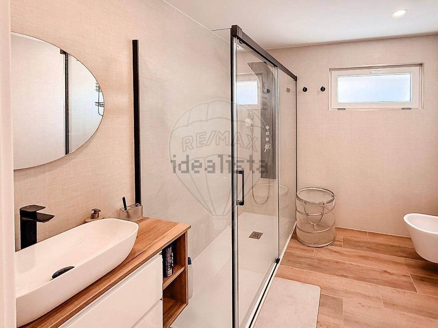 公寓 t2出售在Rua de Olivença - 卫生间