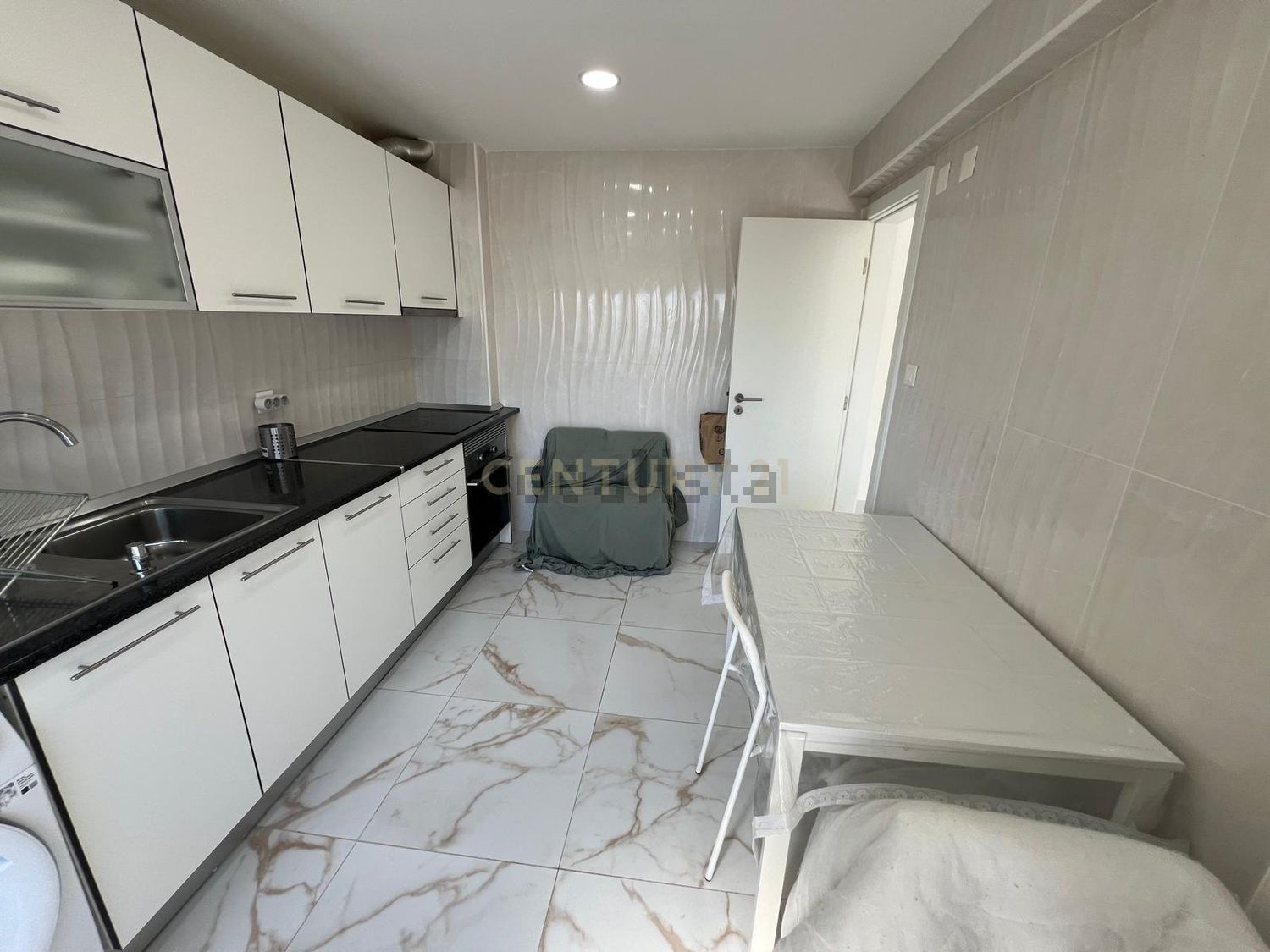 出租公寓 t3在Travessa da Sociedade, 5 - 厨房