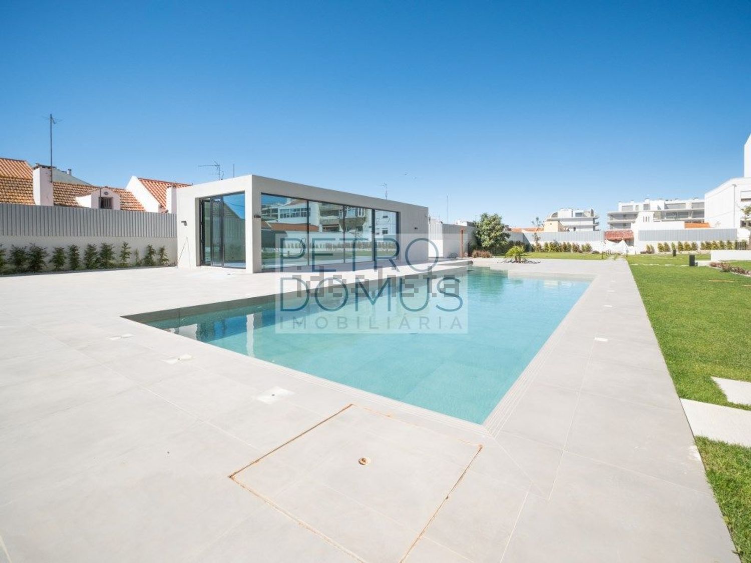 公寓 t2出售在Rua Padre Francisco António Ferreira - 游泳池