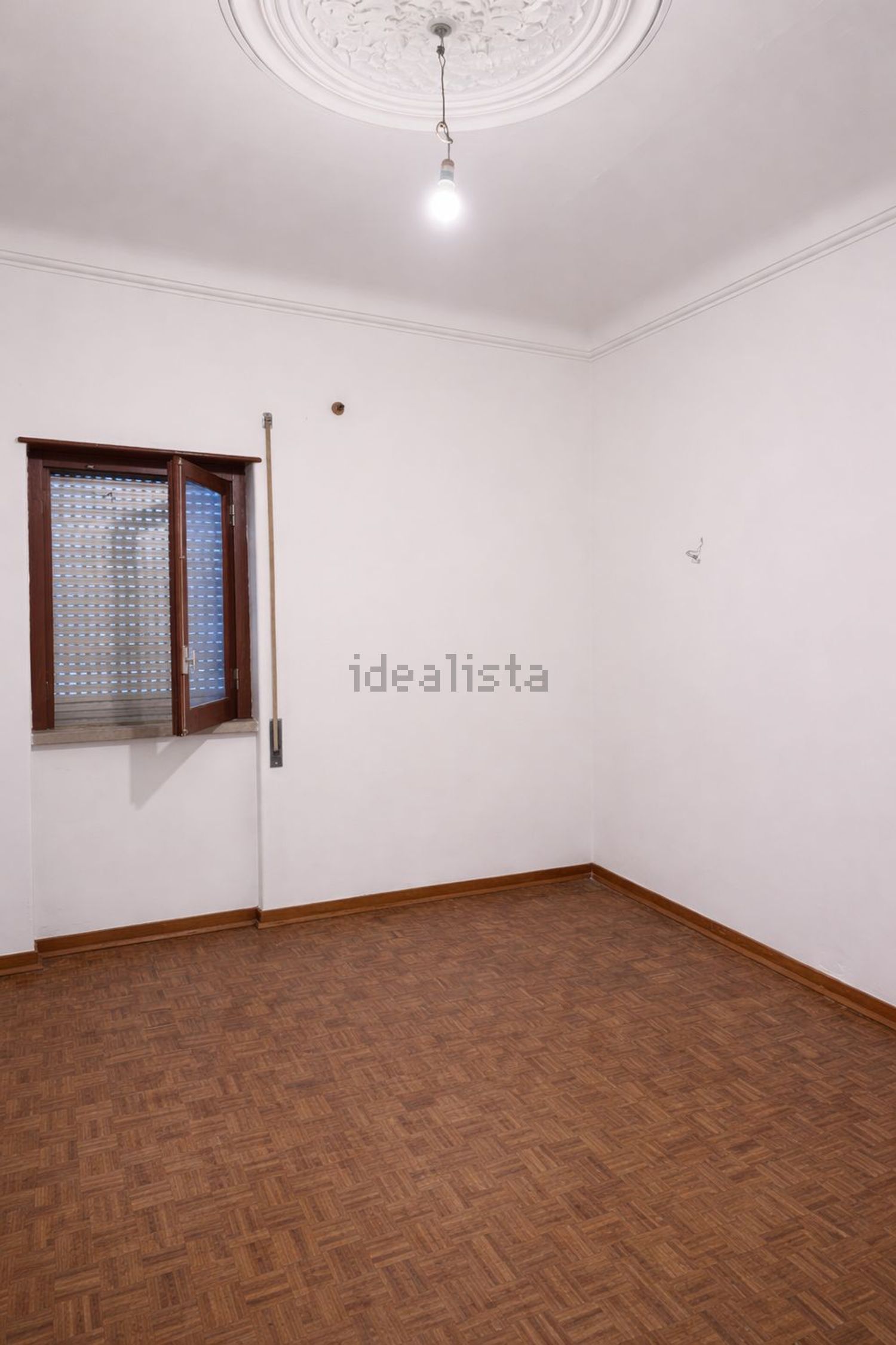 出租小楼房或独栋别墅在Rua Afonso de Albuquerque, 48 - 居住