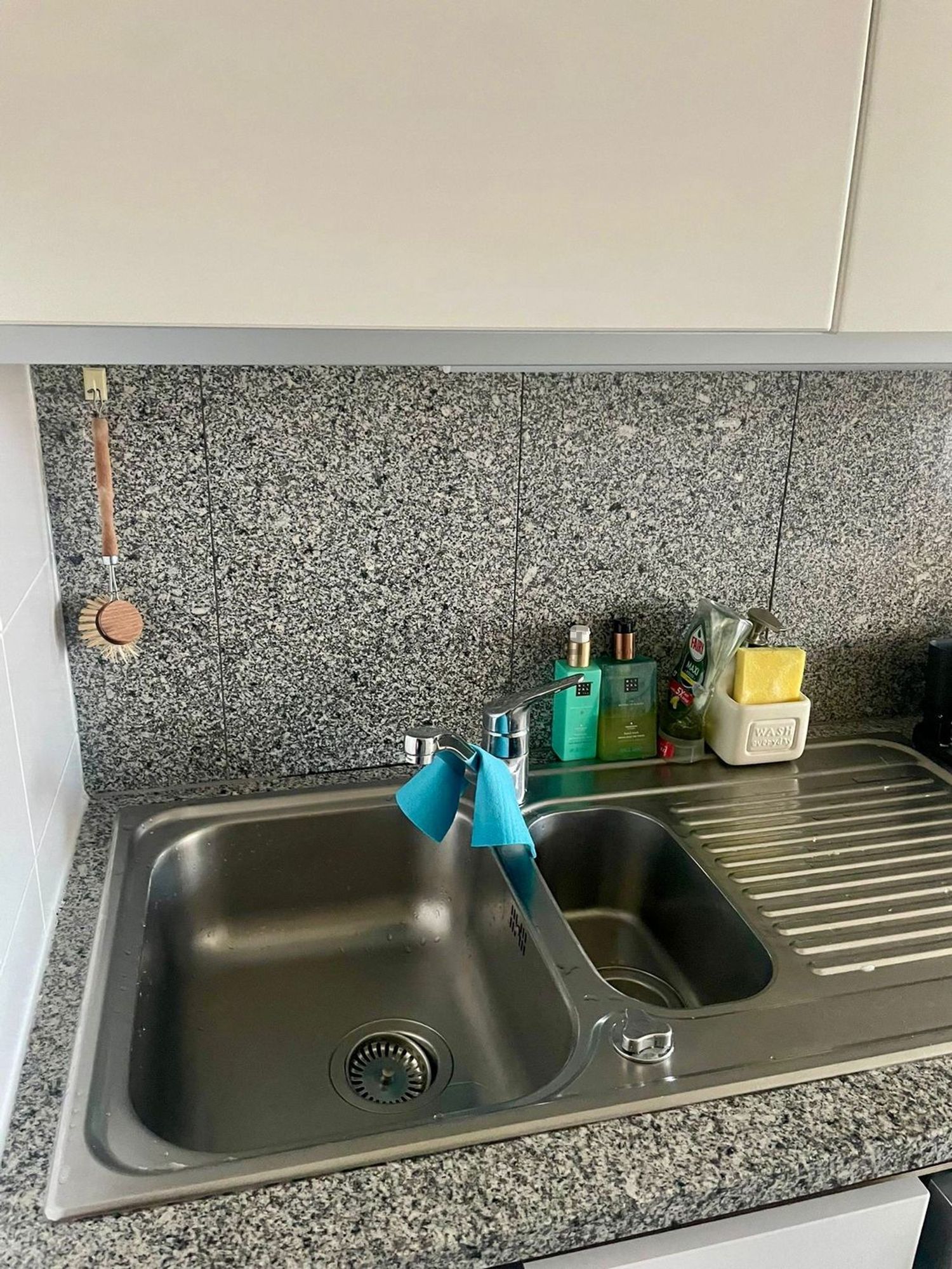 出租公寓 t1在Avenida Sérgio Vieira de Mello, 2 - 厨房