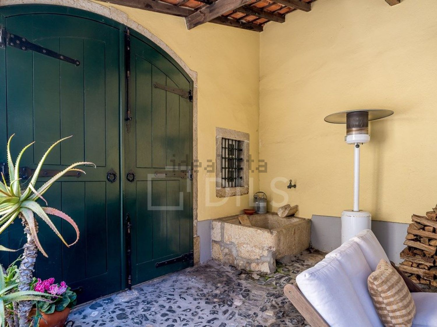 小楼房或独栋别墅出售在Rua Norte - 卧室