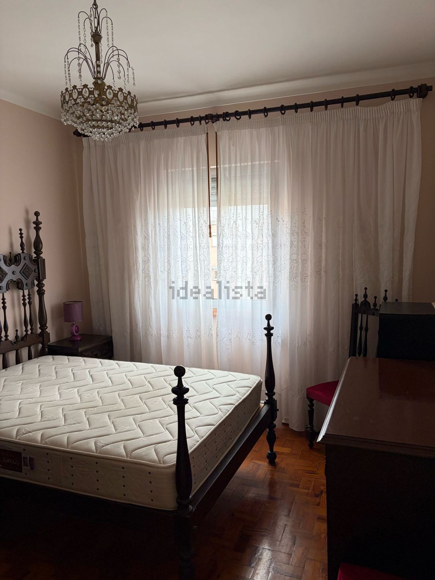 公寓 t2出售在Rua Cidade da Beira, 14 - 卧室