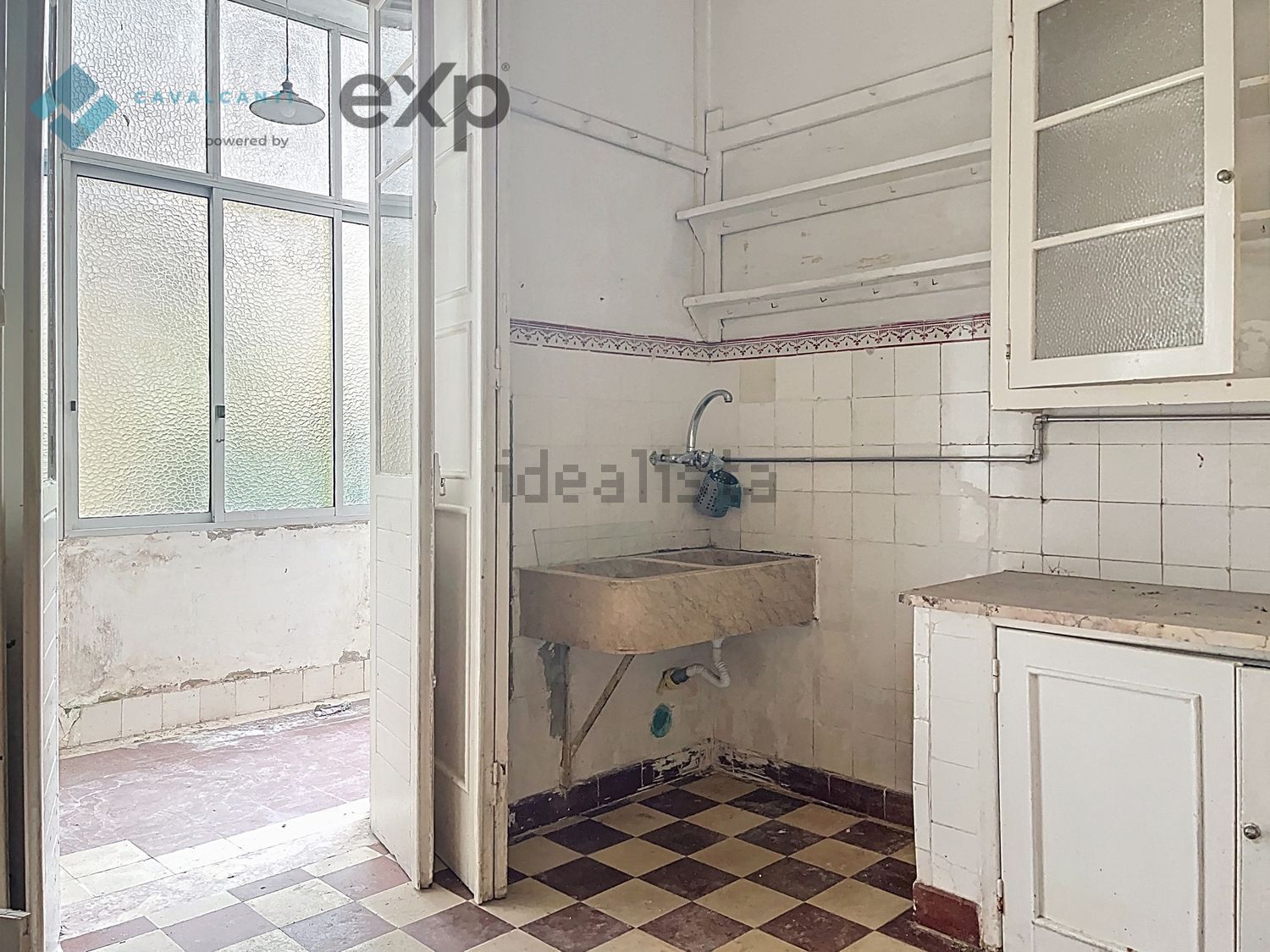 公寓 t3出售在Rua Barão de Sabrosa s/n - 厨房