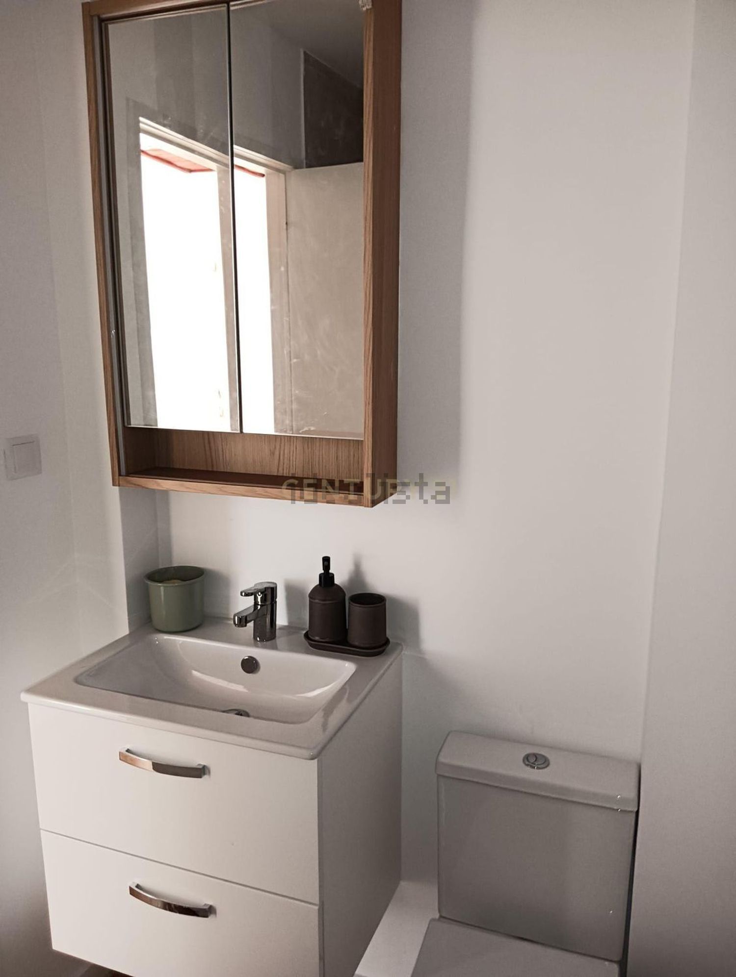 出租公寓 t1在Rua Dom Dinis, 19 - 卫生间