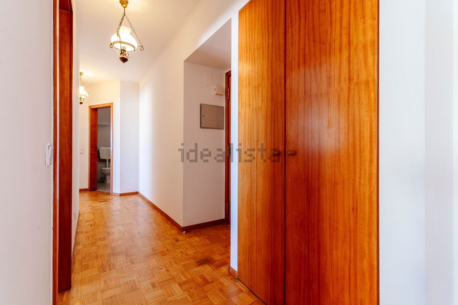 出租公寓 t2在Rua David Mourão Ferreira, 3 - 前厅