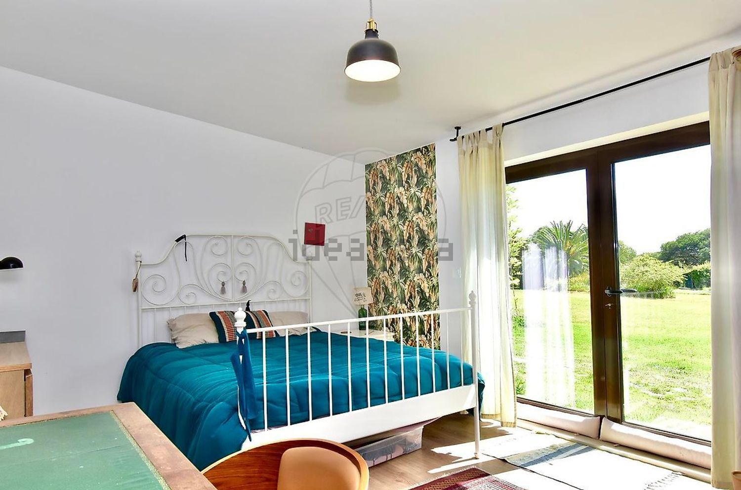 小楼房或独栋别墅出售在Rua Principal - 卧室