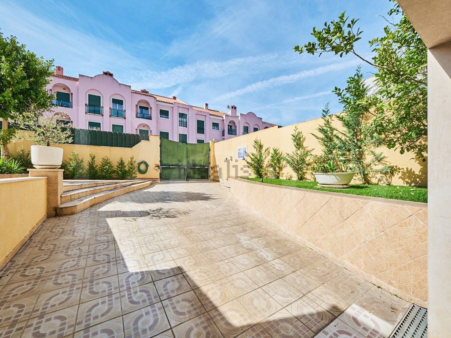 小楼房或独栋别墅出售在Rua Bartolomeu Perestelo, 189 - 照片