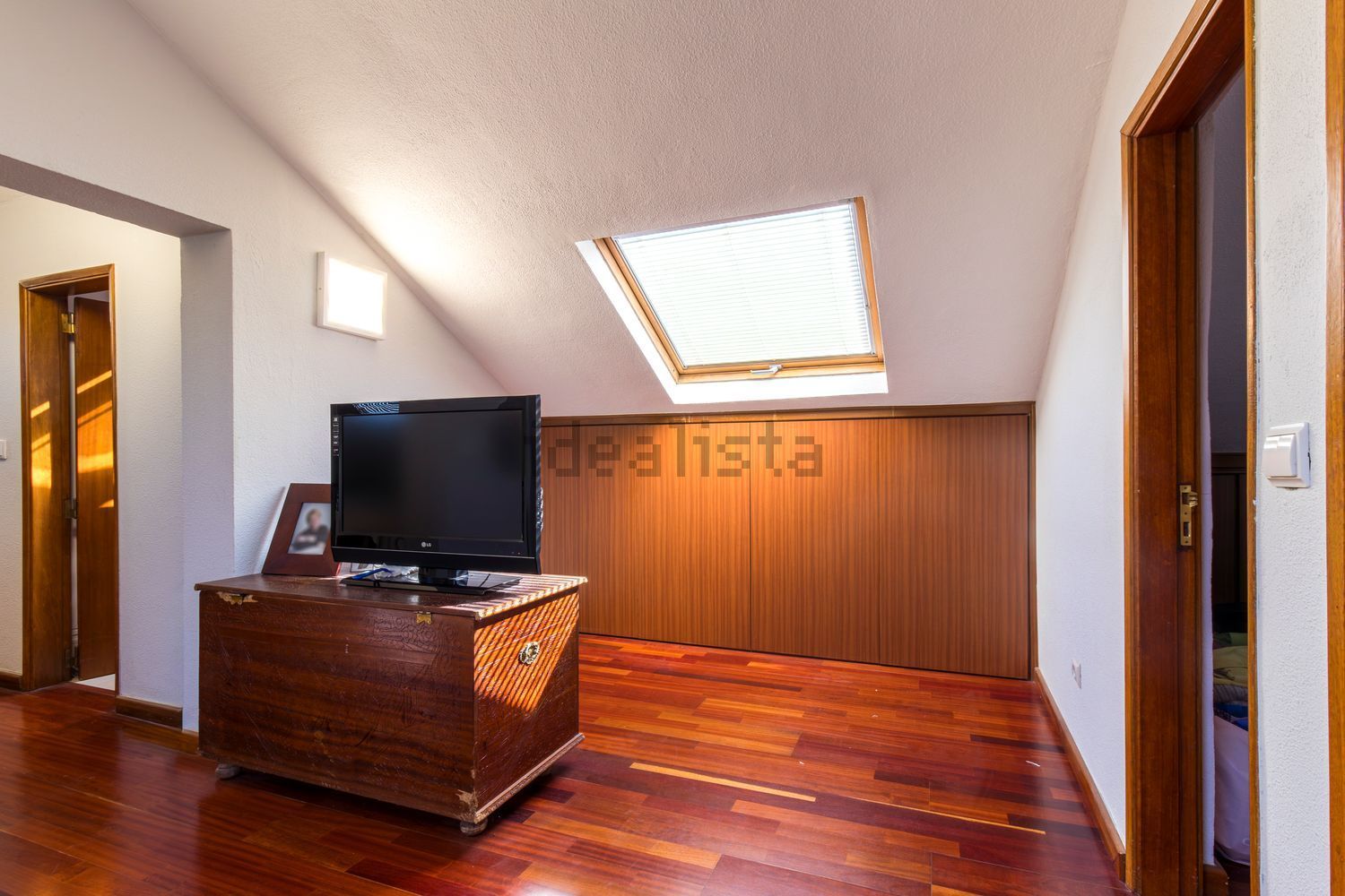 双拼别墅出售在Rua António Sérgio - 阁楼