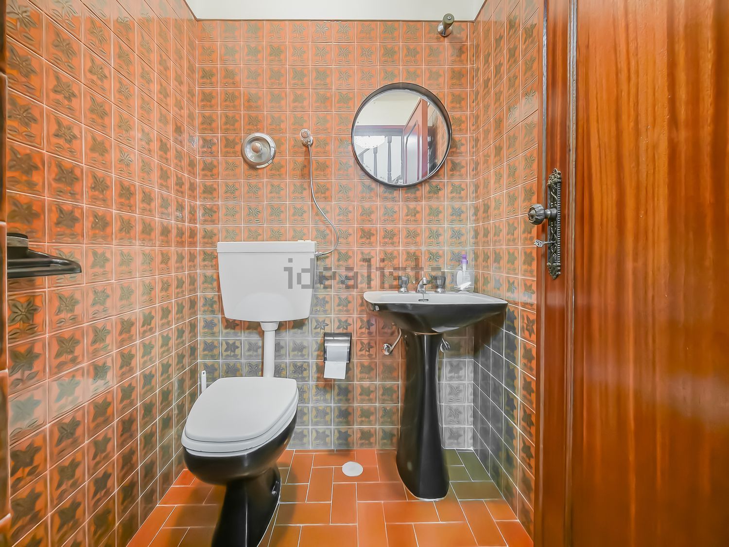 小楼房或独栋别墅出售lapa da serra - 卫生间