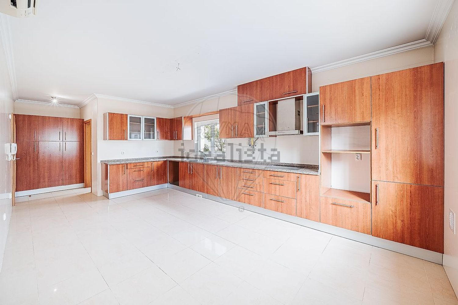 小楼房或独栋别墅出售在Rua Jorge Peixinho - 厨房