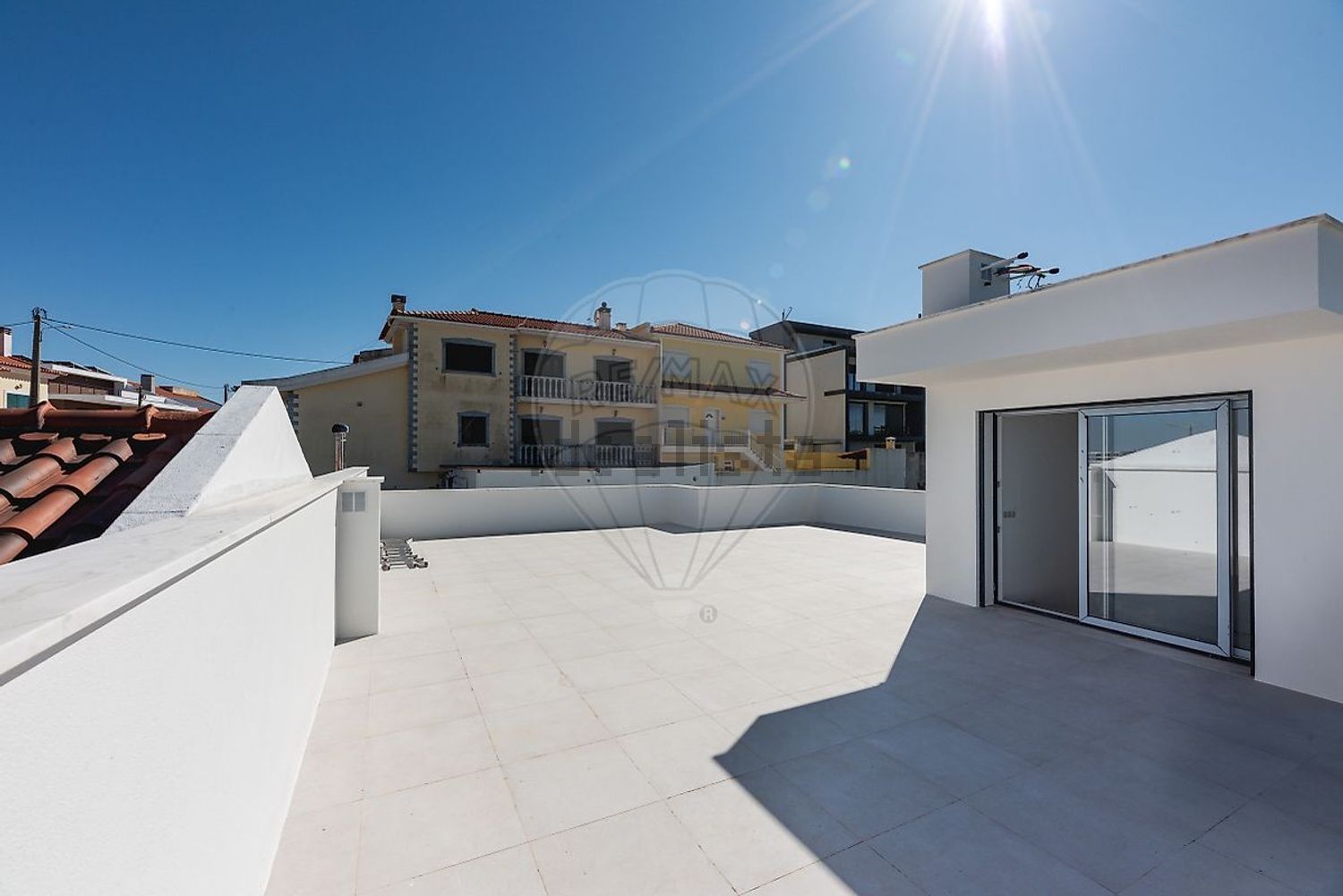 小楼房或独栋别墅出售在Rua da Cruzinha - 阳台