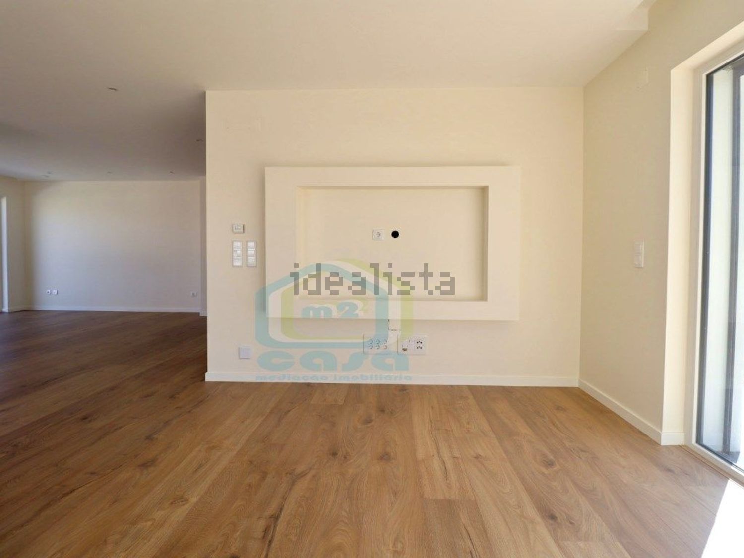 小楼房或独栋别墅出售在Rua das Flores - 客厅