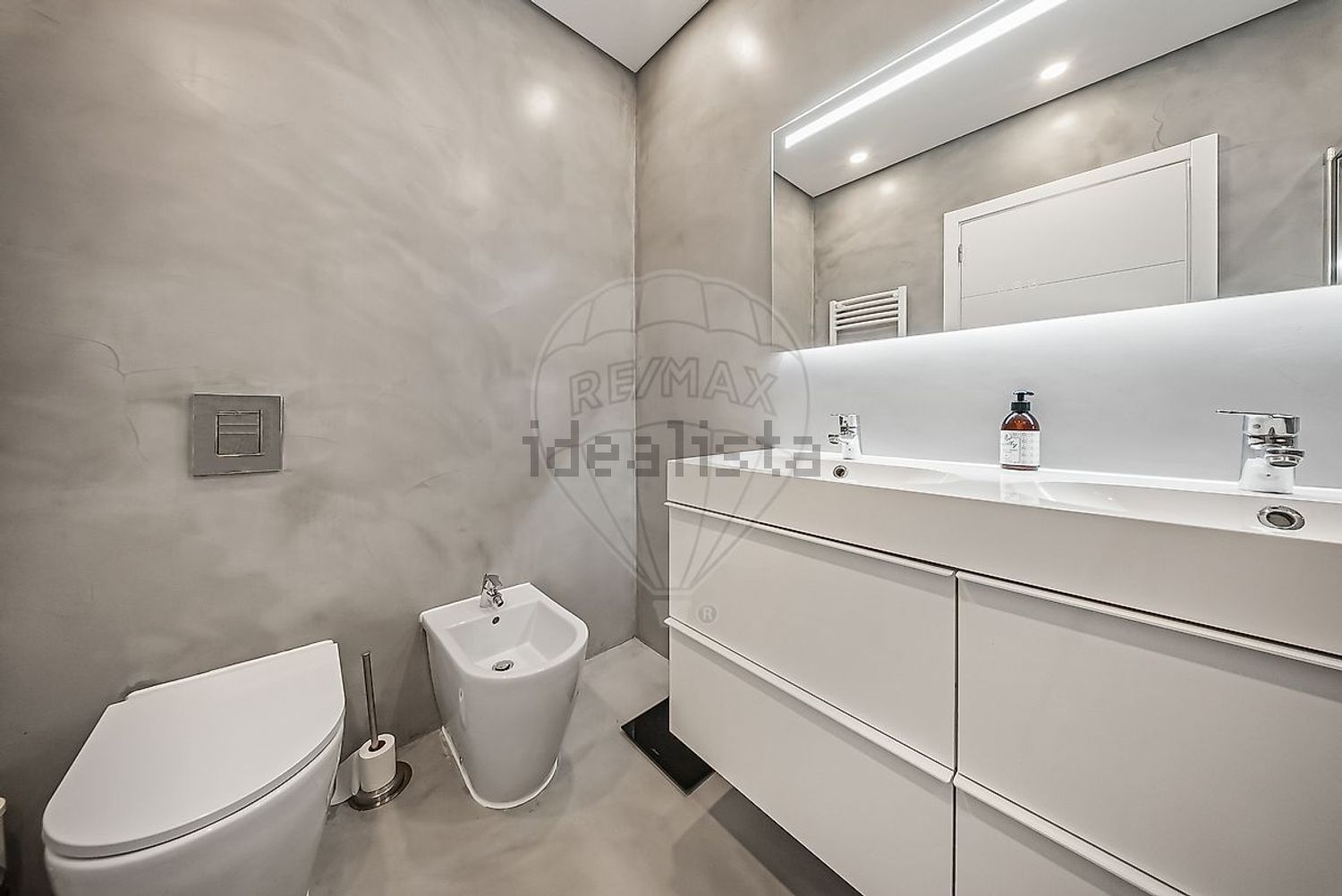 小楼房或独栋别墅出售在Bairro Vila Morena - 卫生间