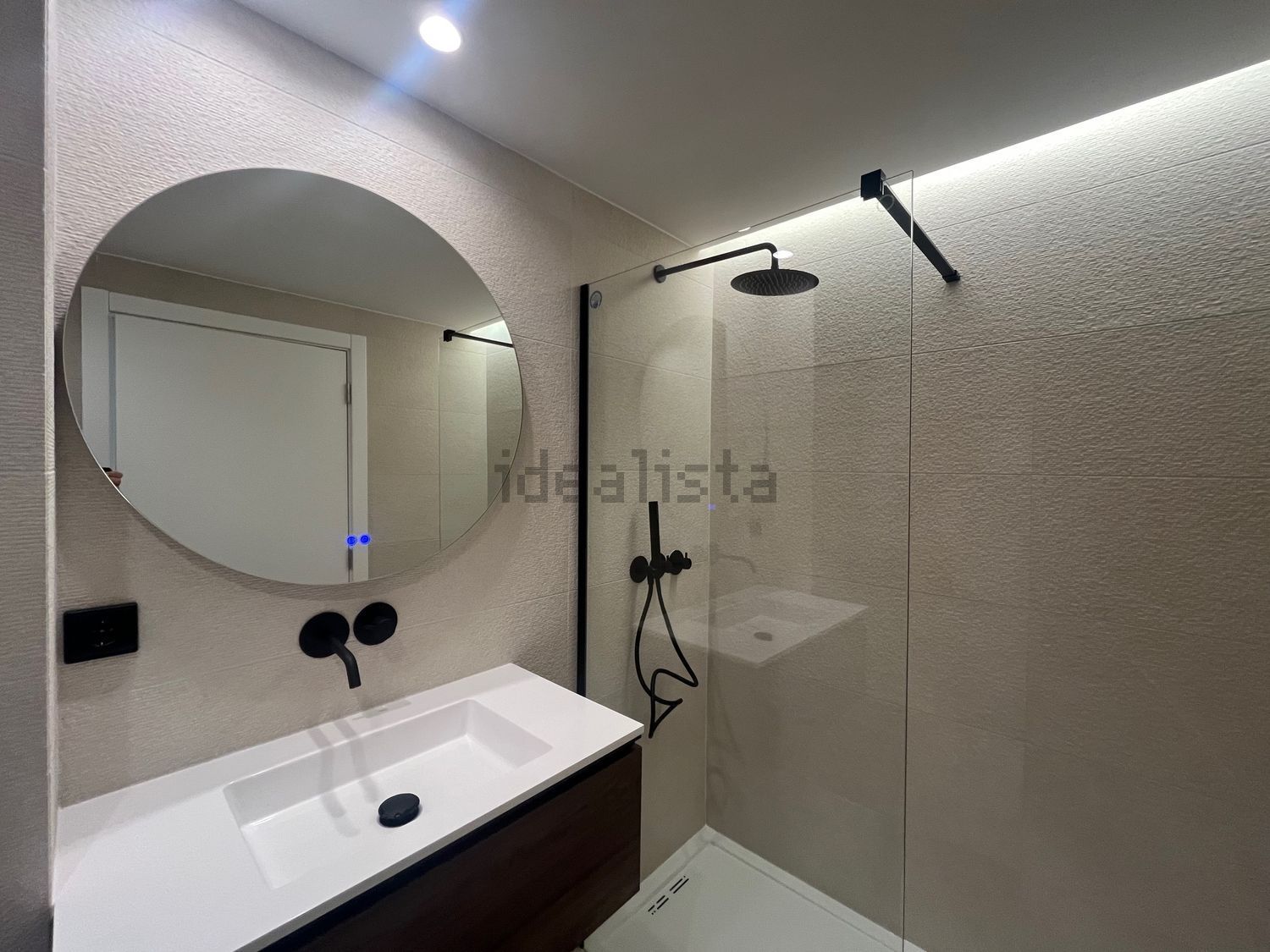 出租公寓 t1在Avenida 5 de Outubro - 卫生间