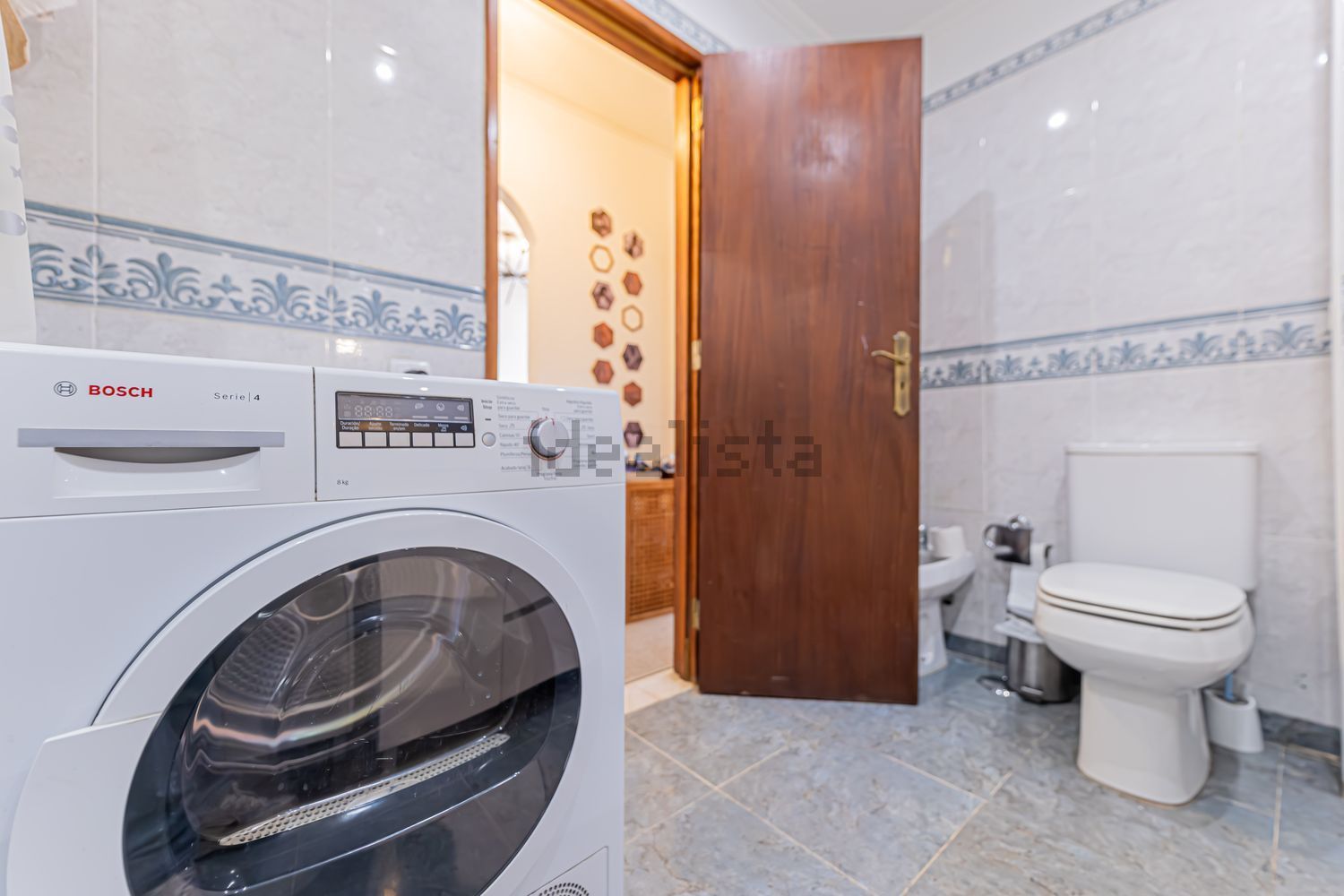 公寓 t4出售在Rua Almeida Garrett - 卫生间