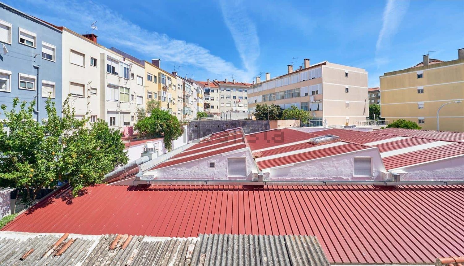 出租房间在Avenida Eduardo Jorge s/n - 游泳池