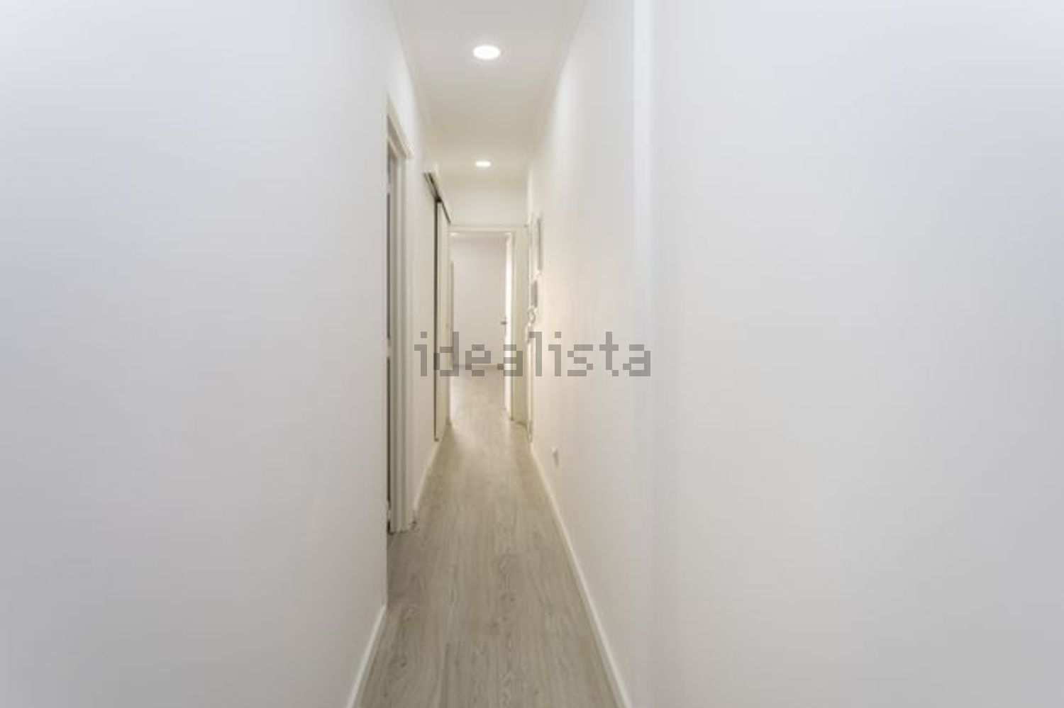 公寓 t2出售在Largo das Olarias s/n - 过道