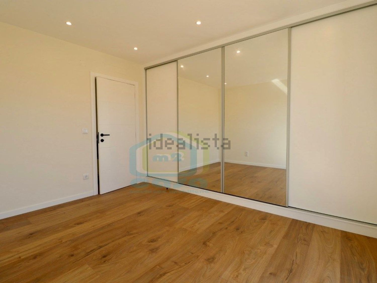 小楼房或独栋别墅出售在Rua das Flores - 卧室