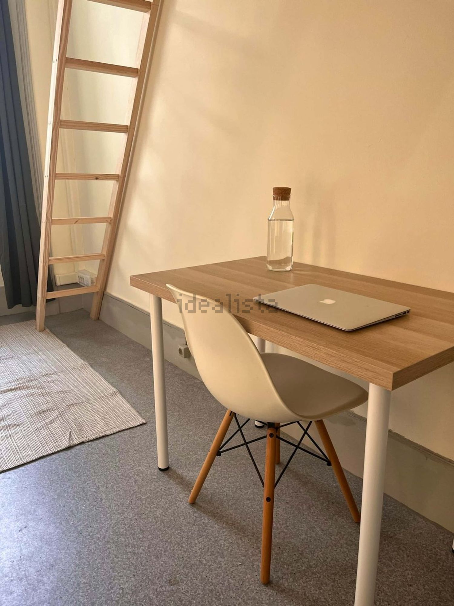 出租房间在Rua Braamcamp s/n - 客厅