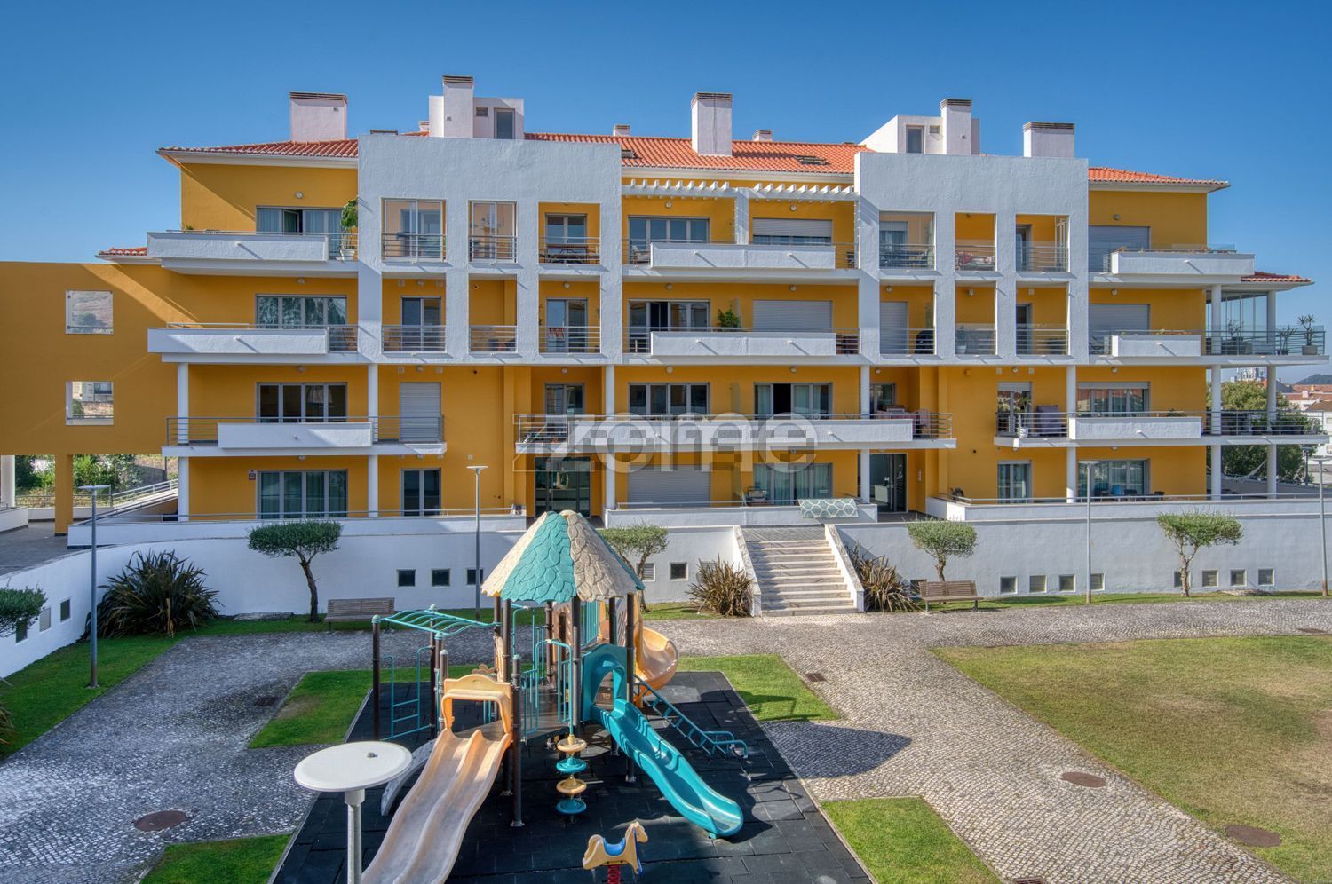 复式公寓出售在Rua dos Eucaliptos, 2 - 共同区域